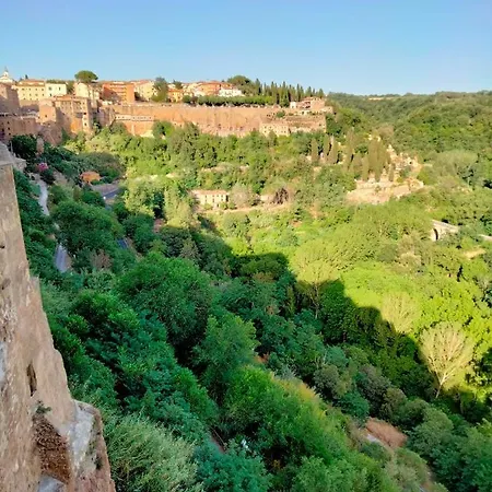 Vista Sulla Vallata Pitigliano Exterior photo